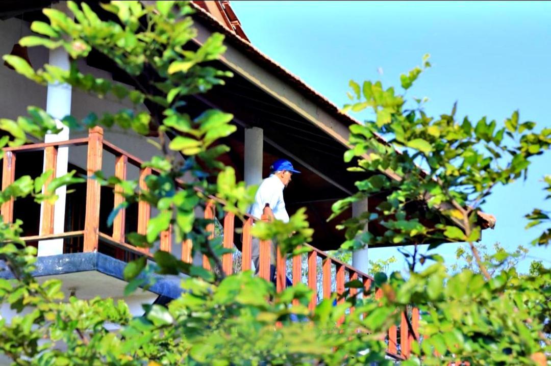 Pearl Cave Cabanas & Resturant Tangalle Exterior photo